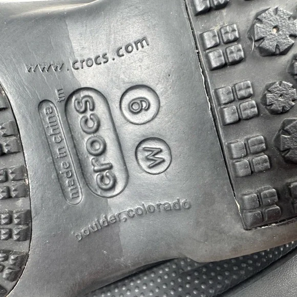 Crocs Womens Nadia Boots Black Faux Sherpa Fur Lined Rubber Winter Pull On 9 - Picture 8 of 9